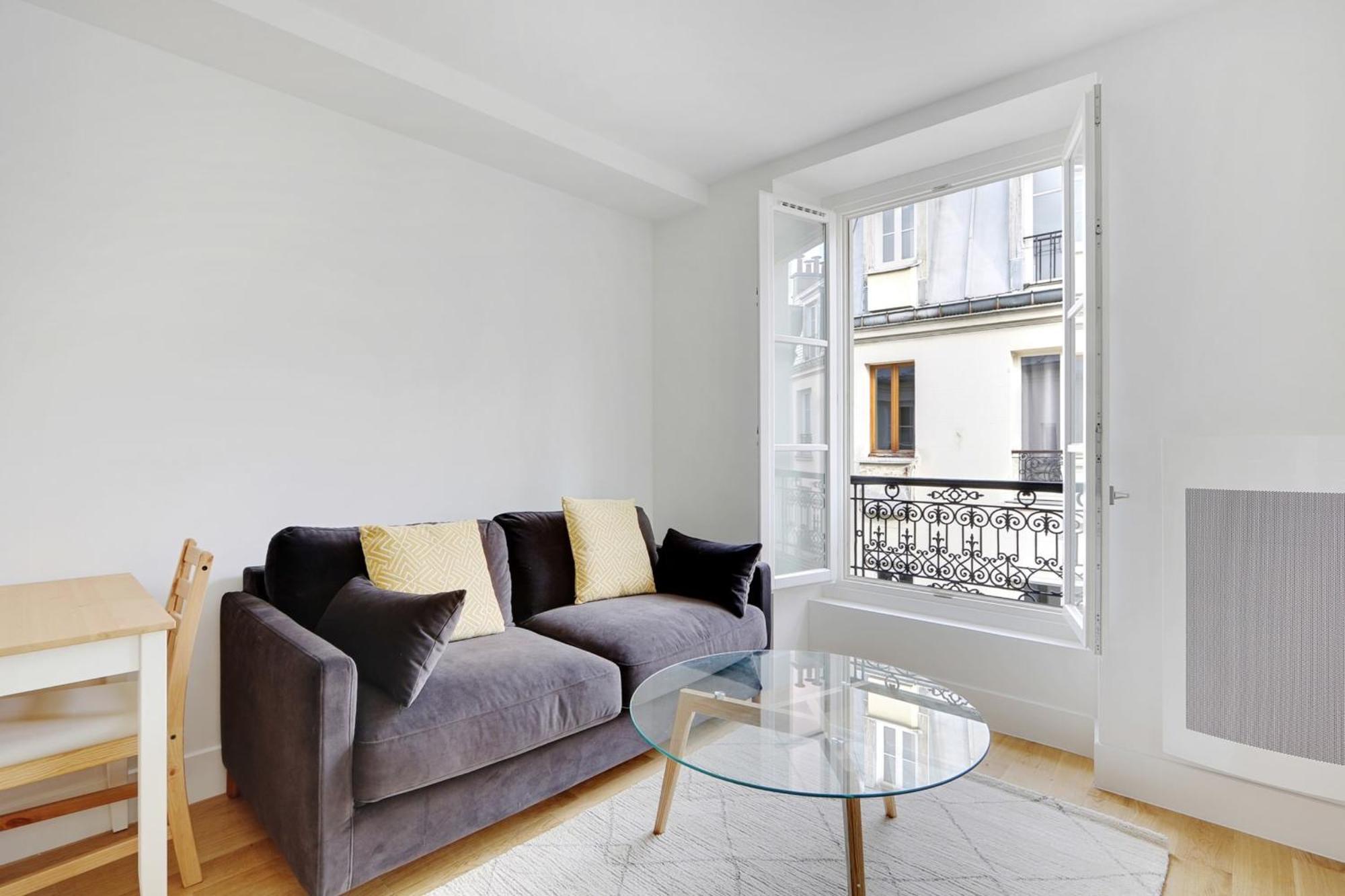 Flexliving - One-bedroom - Leriche Appartement